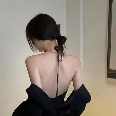 历尽沧桑一妇人